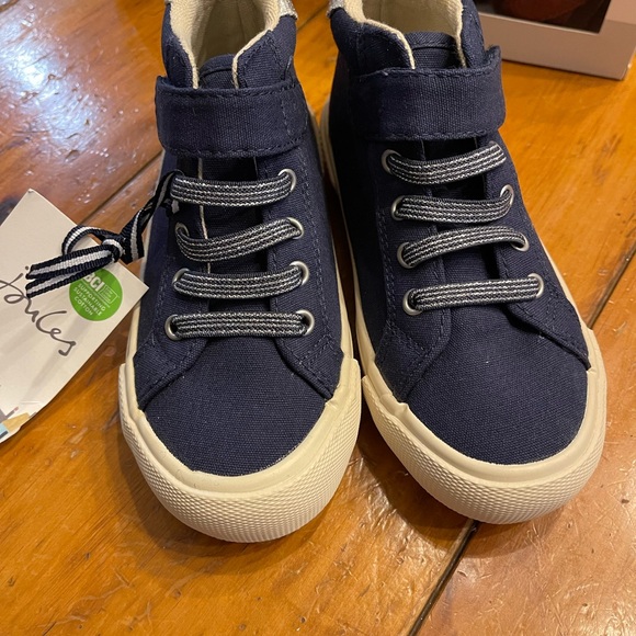 Joules Navy Kids High-Top Sneakers with Red Ladybug Accent size 10 - Picture 2 of 7